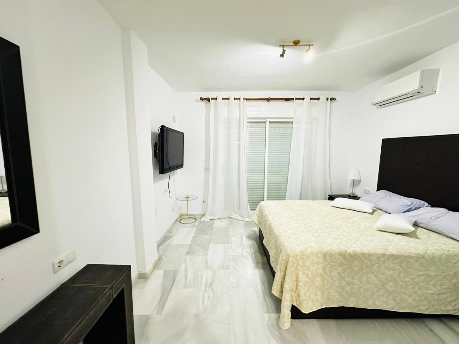 Apartemen Azalea